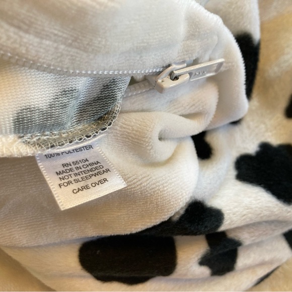 Le Top Cow Costume, 12 mo - Picture 8 of 10